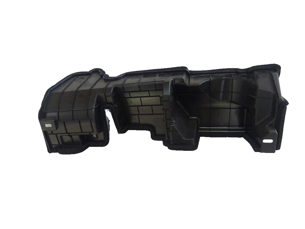 Radiator left air deflector assembly