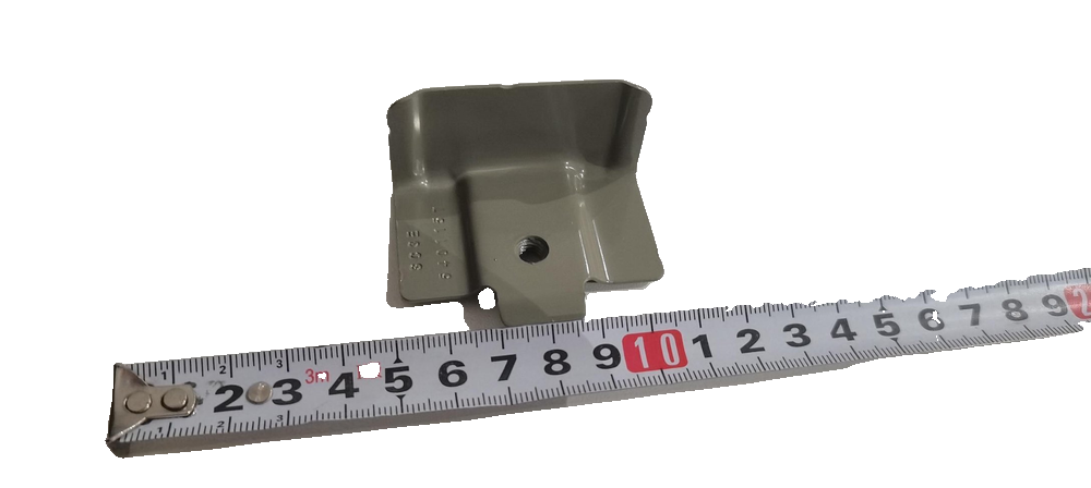 Fender rear-center mounting bracket