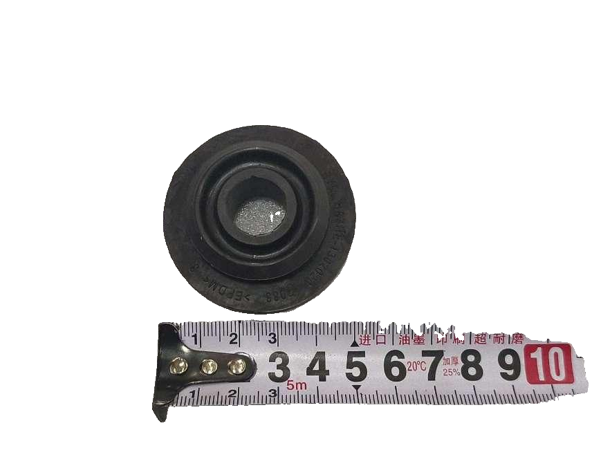 Radiator lower mounting bushing assembly