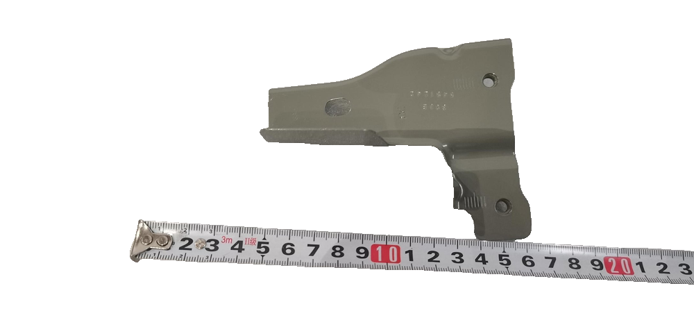 Right Fender Lower Mounting Bracket