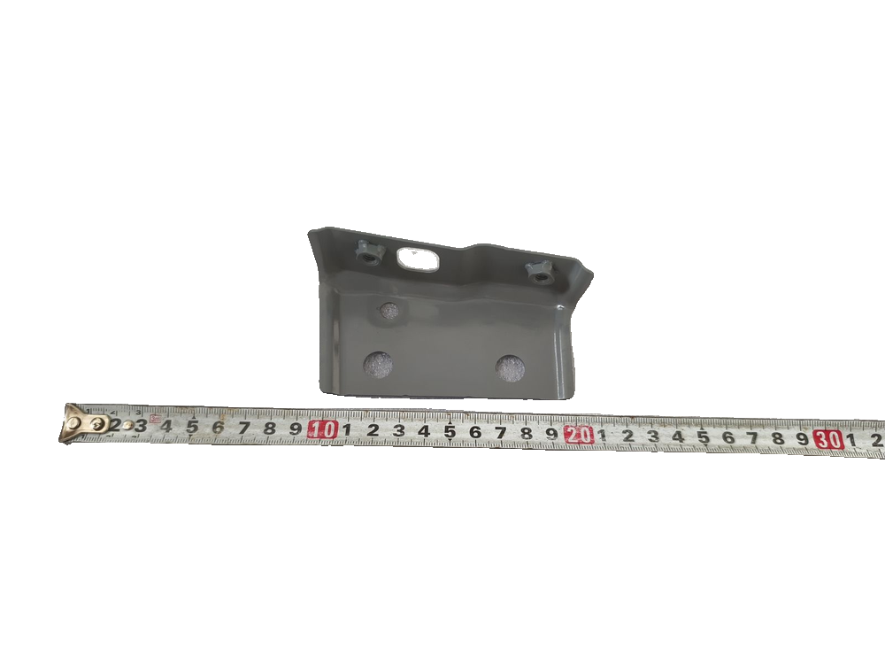 Right Fender Upper Front Mounting Bracket