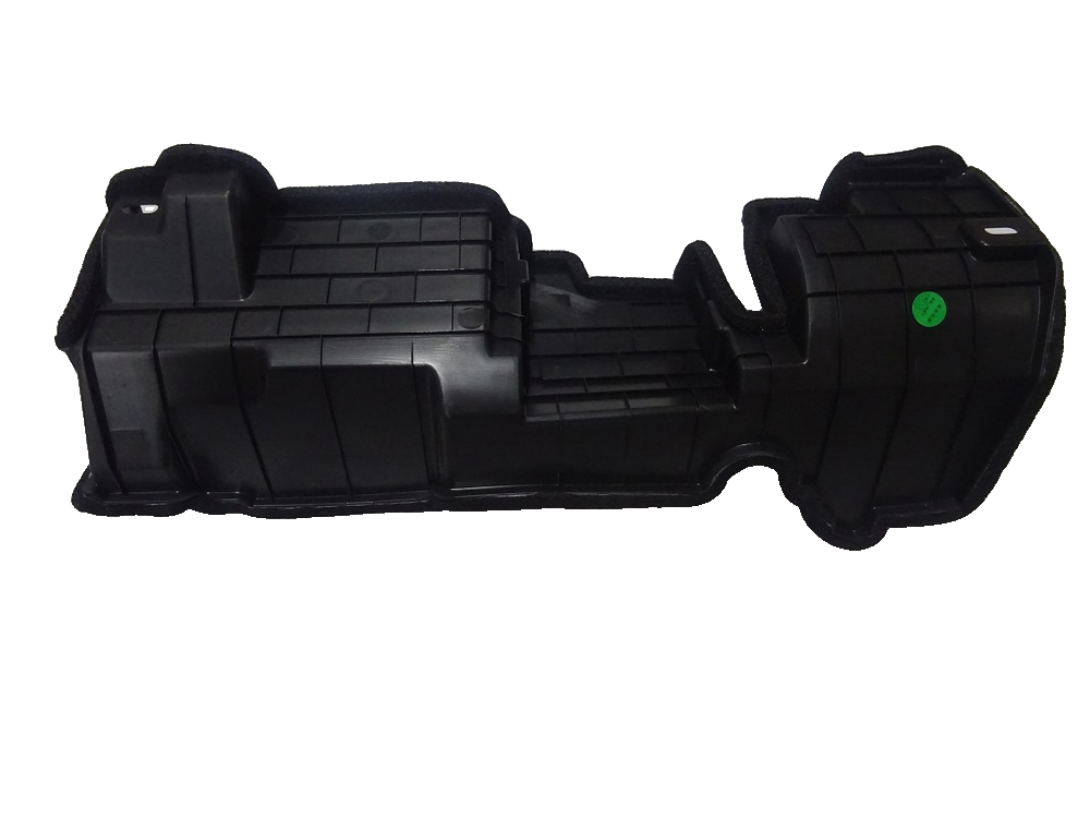Radiator left air deflector assembly