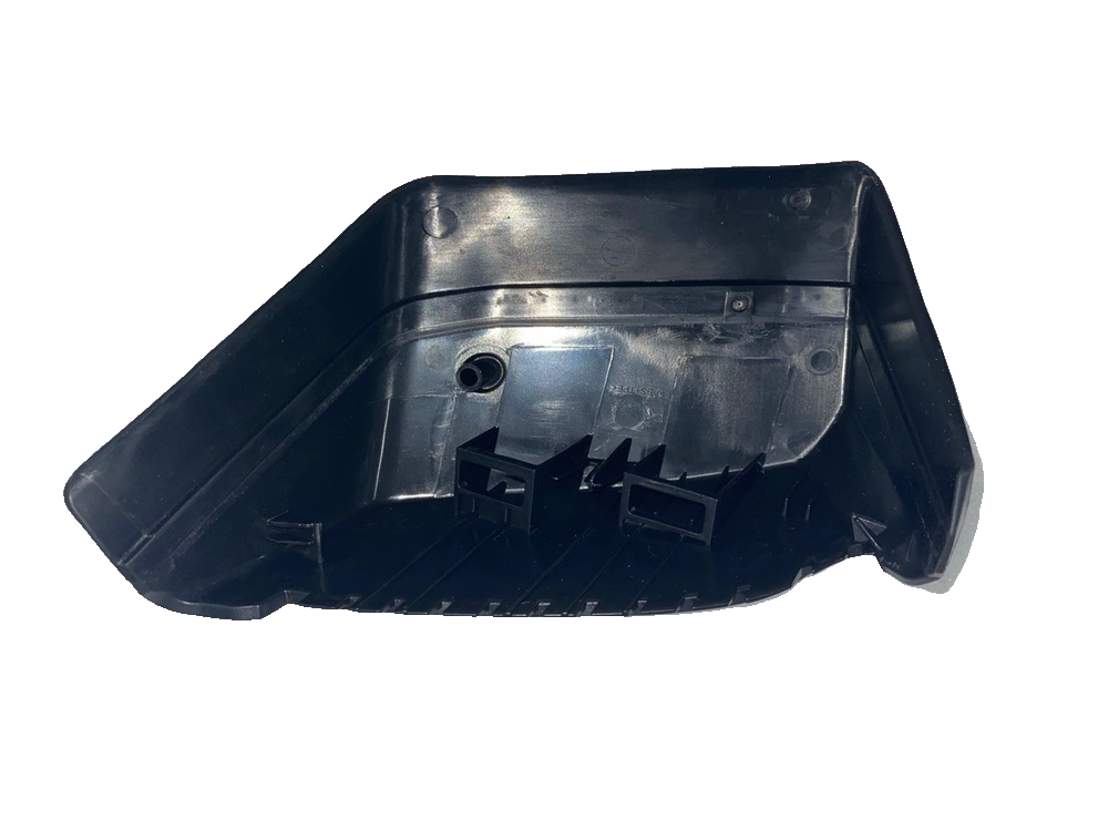 Center Tail Light Right Baffle