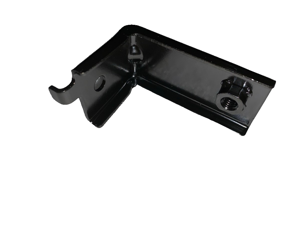 Passenger IP front mounting bracket assembly