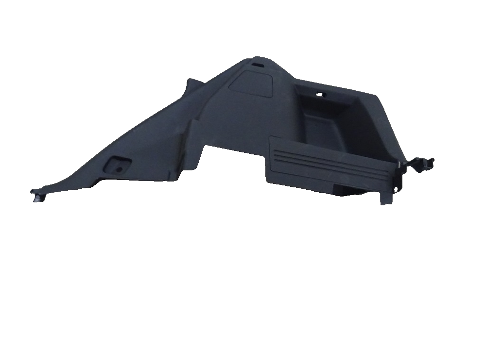 Right Rear Quarter Panel Trim Assembly - Deep Black 5