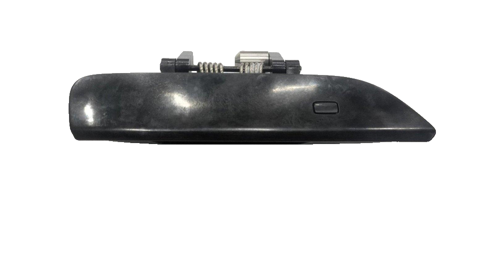 Right front door outer handle assembly